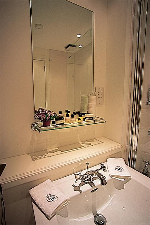 The Royal Hotel Comrie Dış mekan fotoğraf