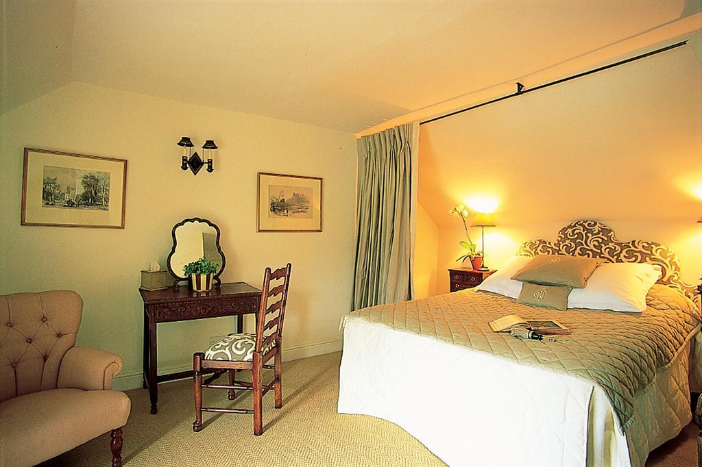 The Royal Hotel Comrie Oda fotoğraf